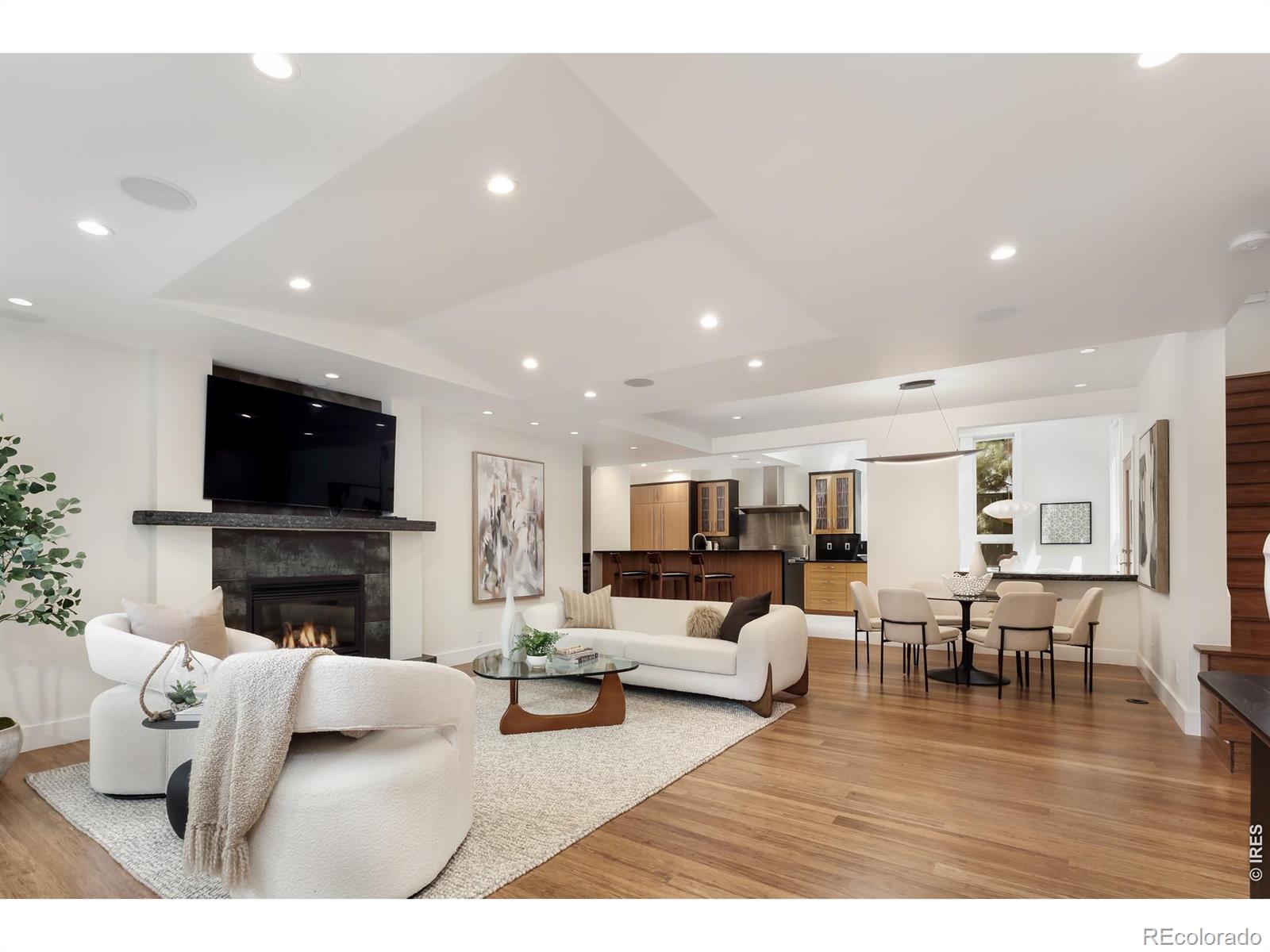 900 6th Street
