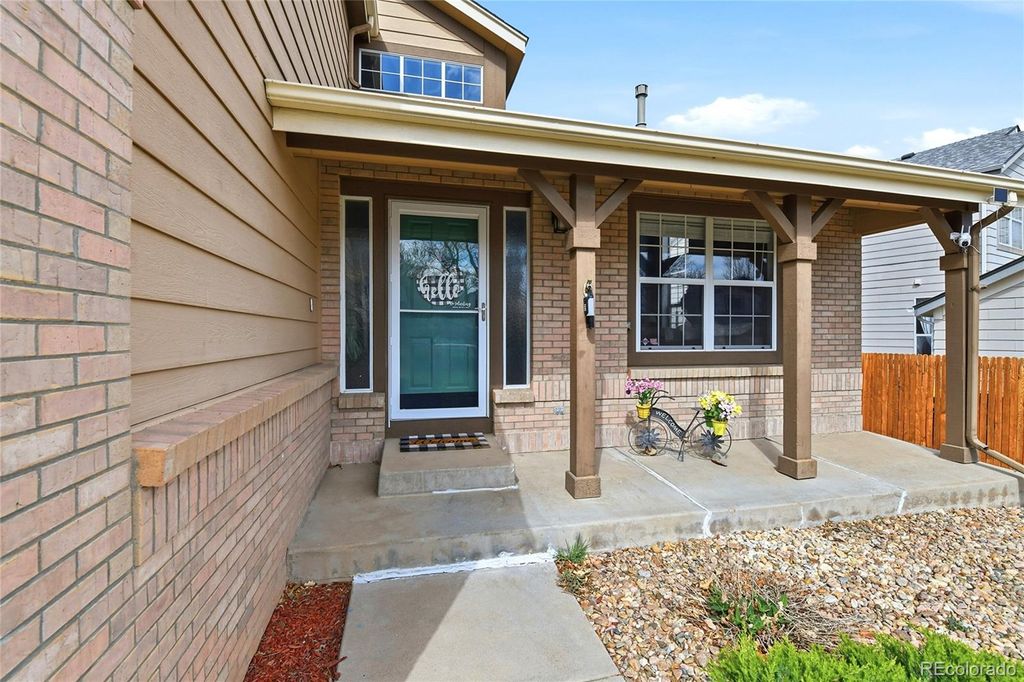 Photo of 9041 W Rockland Place, Littleton, CO 80128 (MLS # 4680977)