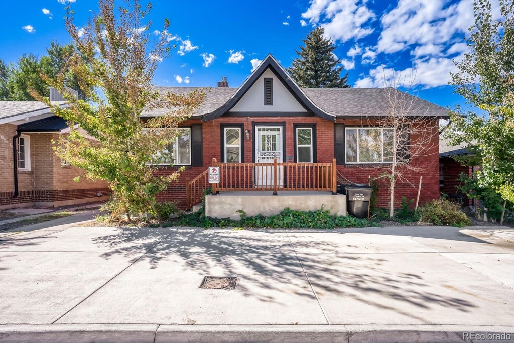 Photo of 1345 Quebec Street, Denver, CO 80220 (MLS # 1721780)