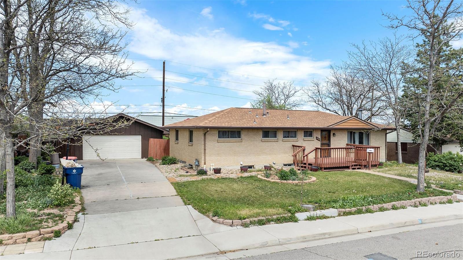 4395 E Arapahoe Place