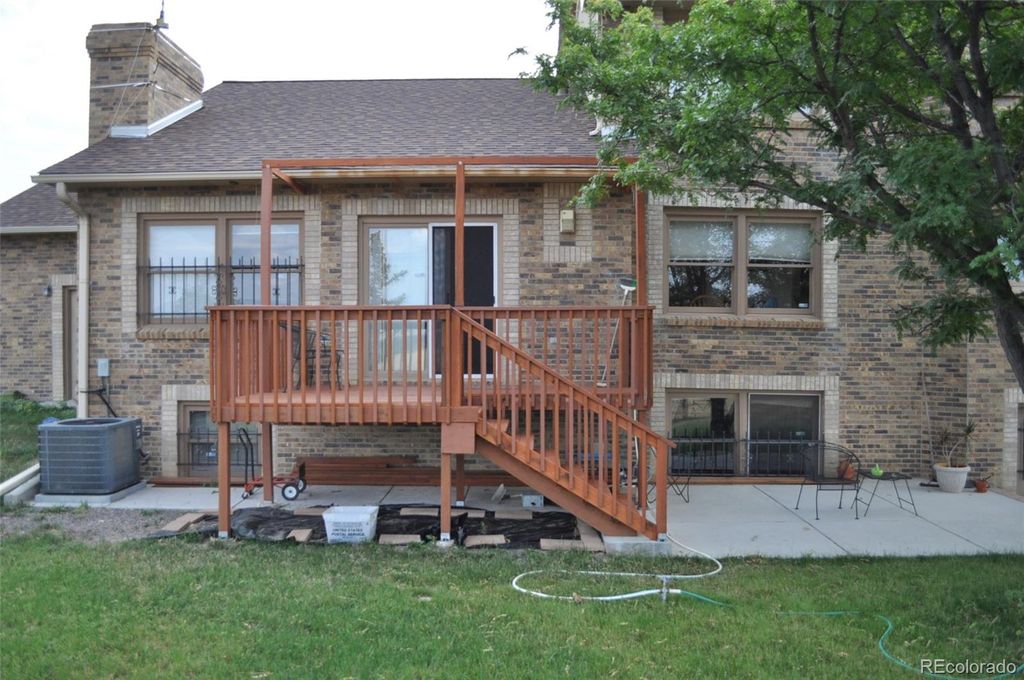 Photo of 10650 Yellowstone Road, Longmont, CO 80504 (MLS # 4221727)