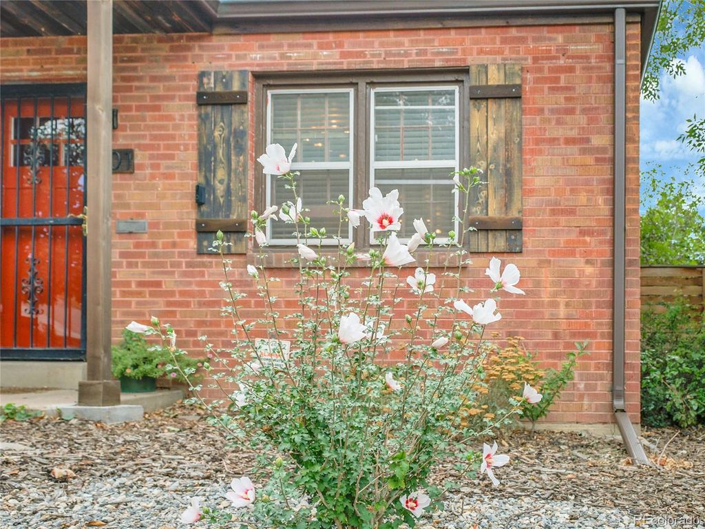Photo of 601 S Dale Court, Denver, CO 80219 (MLS # 3987256)