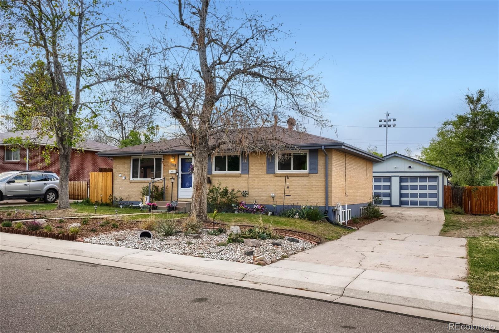 3173 W Farmdale Rd, Englewood, CO, 80110