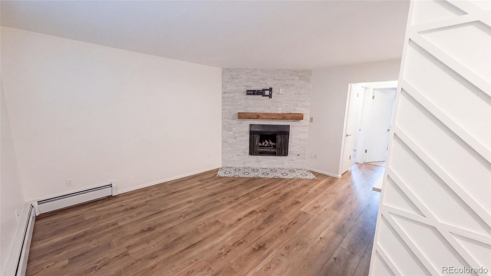 412 S Main Street 2B3