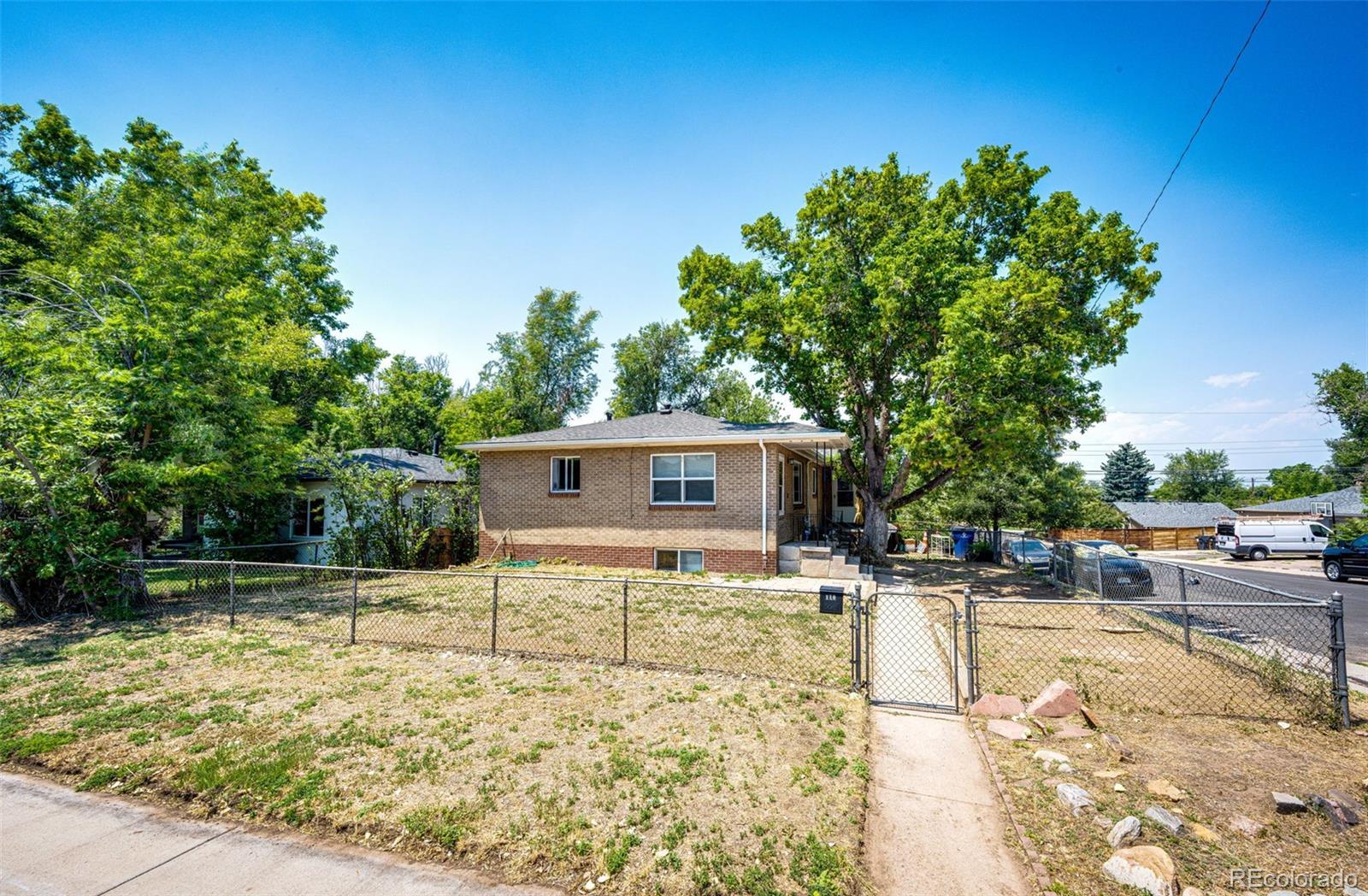 110 W Princeton Avenue