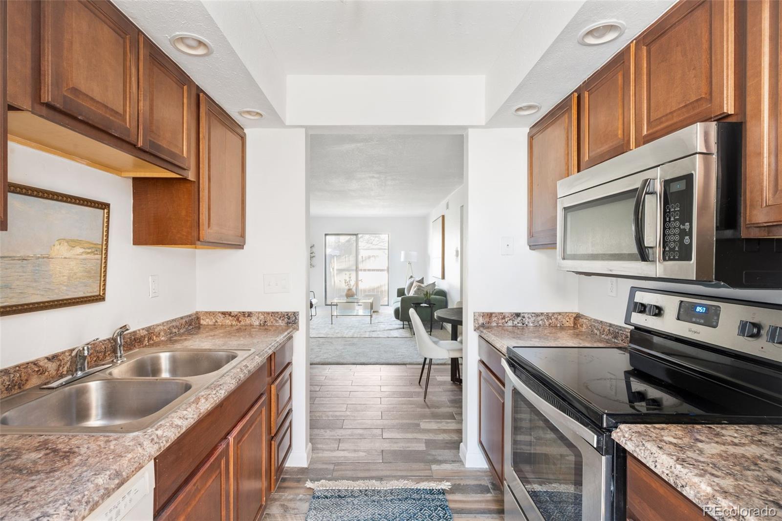 3550 S Harlan Street 275