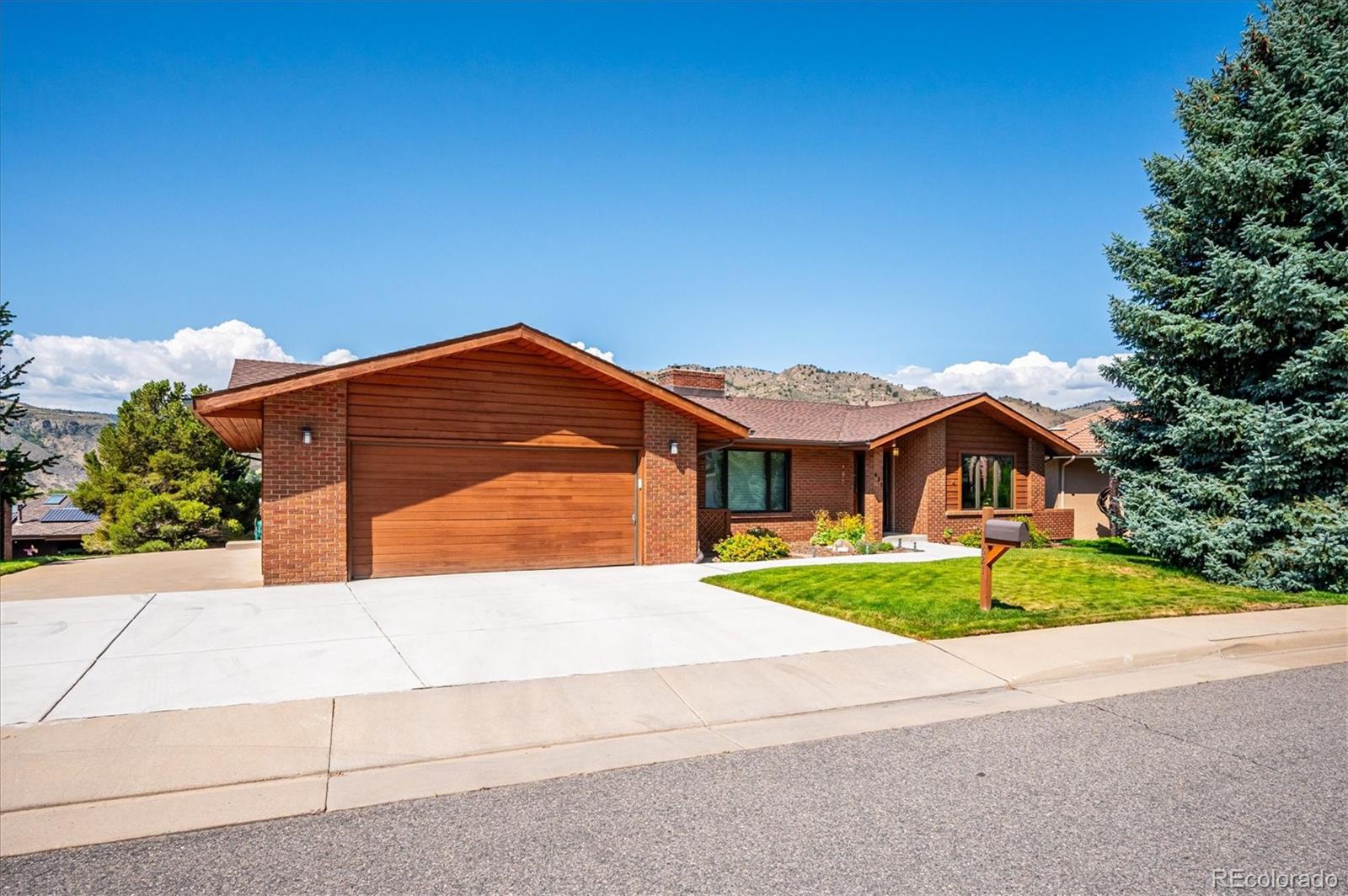 621 Partridge Circle