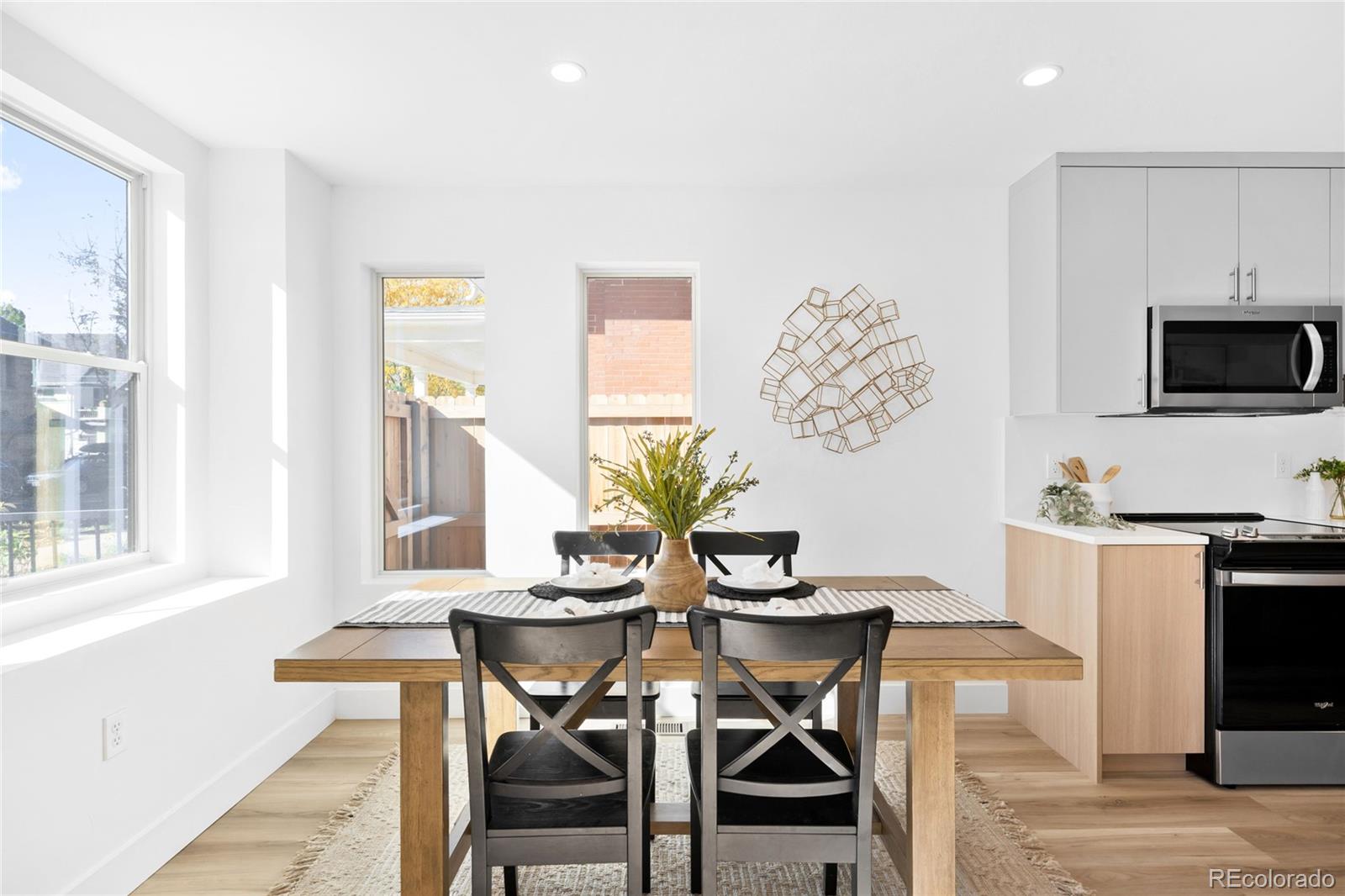 115 W 2nd Avenue 105