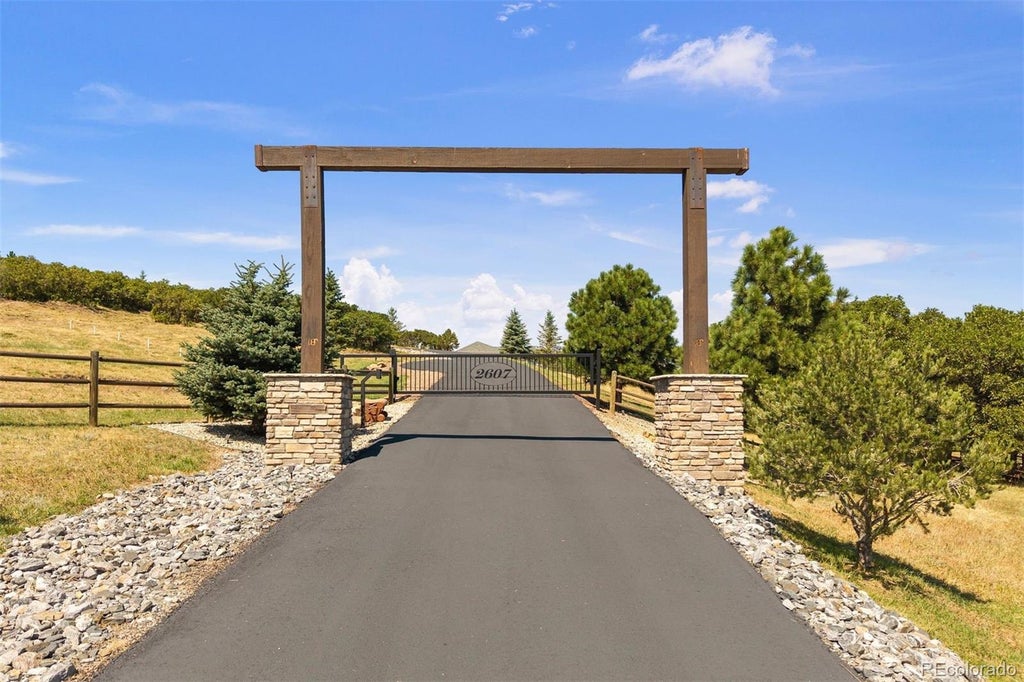 Photo of 2607 Hawken Drive, Castle Rock, CO 80109 (MLS # 4596841)