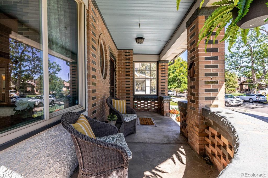 Photo of 2617 Albion Street, Denver, CO 80207 (MLS # 8821858)
