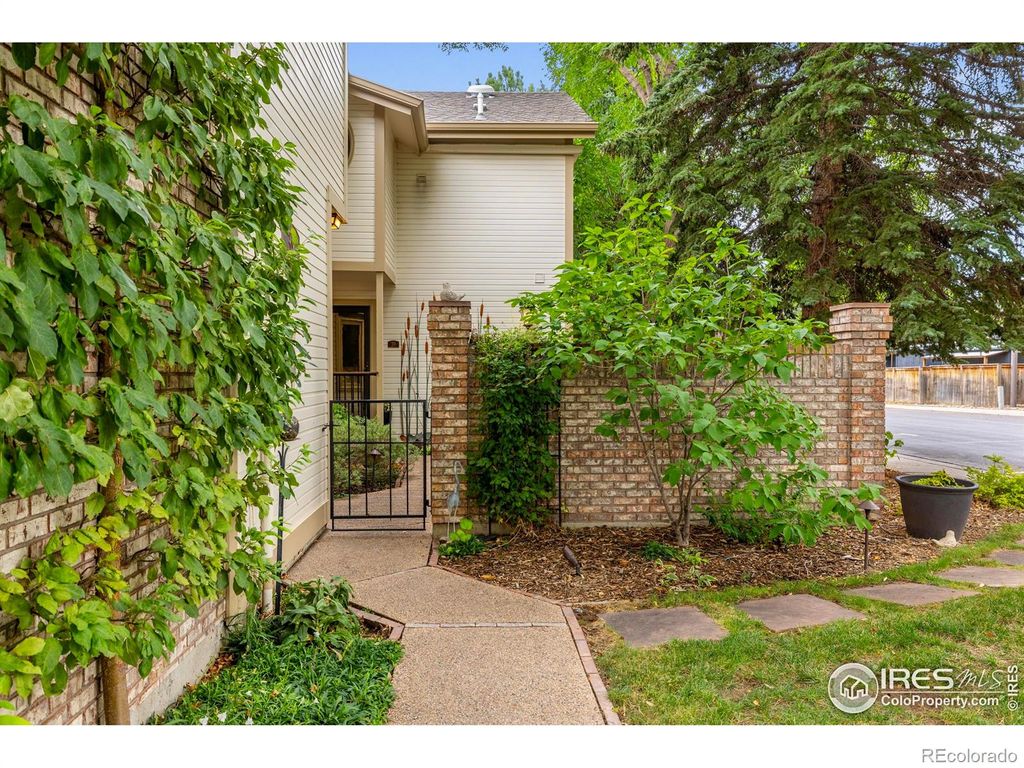 Photo of 636 Cheyenne Drive #39, Fort Collins, CO 80525 (MLS # IR1047296)