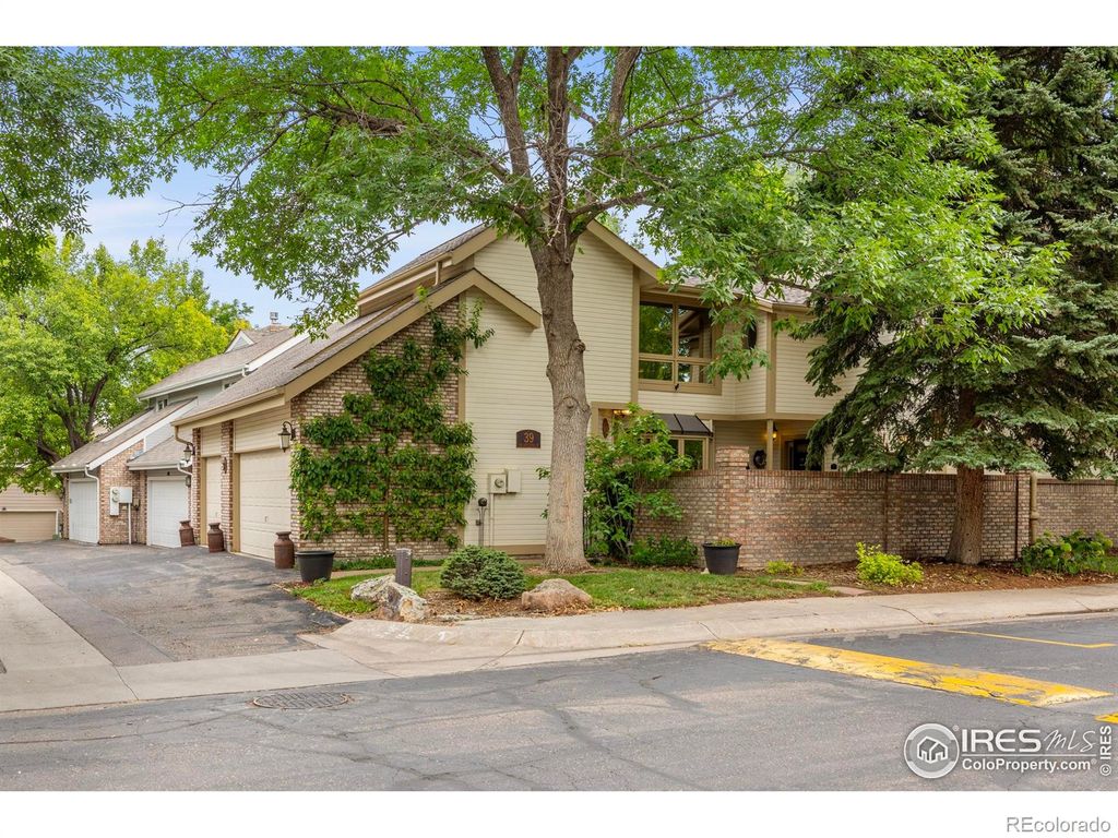Photo of 636 Cheyenne Drive #39, Fort Collins, CO 80525 (MLS # IR1047296)