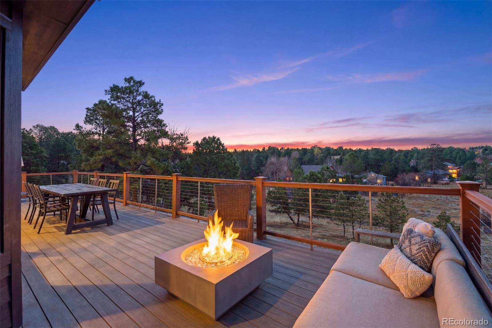 6387 Falling Leaf Circle