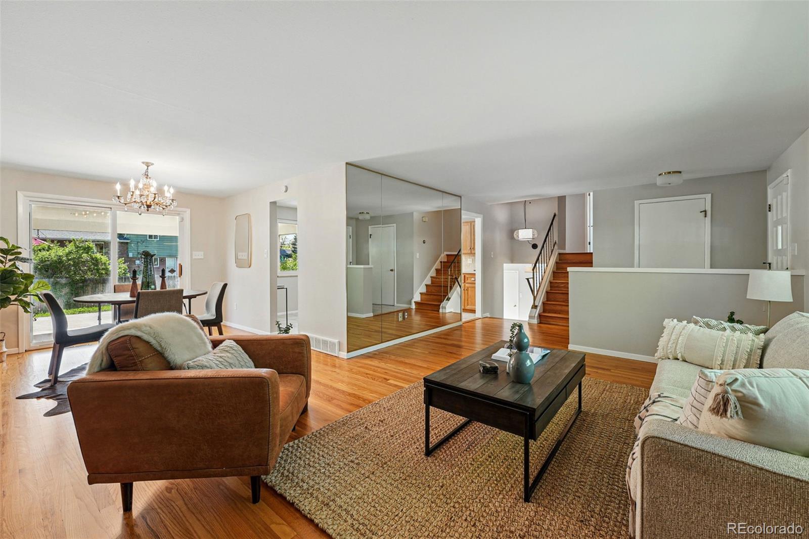 1905 S Linden Court