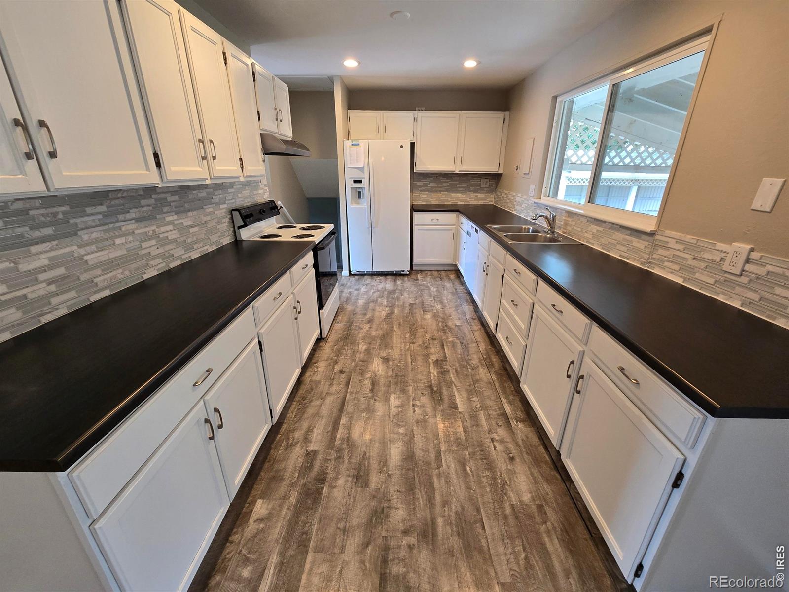 4835 Moorhead Avenue