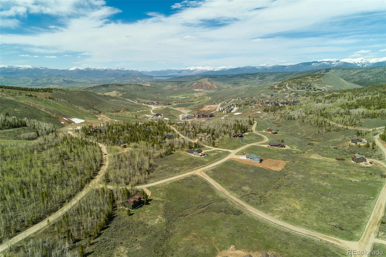 85 County Rd 884 / aka Chamonix Street