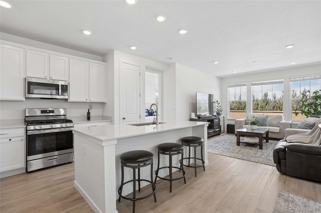 Photo of 15979 Xanthia Way, Thornton, CO 80602 (MLS # 9739252)