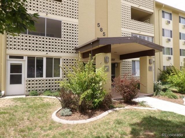 585 S Alton Way 10C