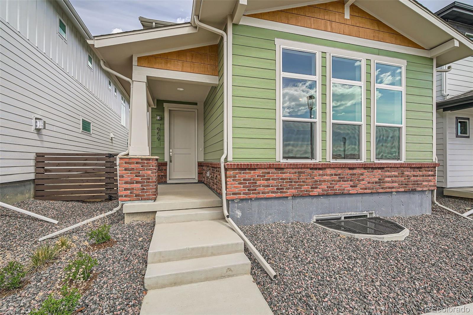 959 Promenade Drive