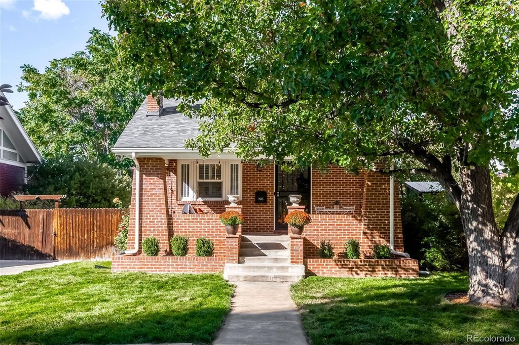 Photo of 2645 Cherry Street, Denver, CO 80207 (MLS # 7023555)