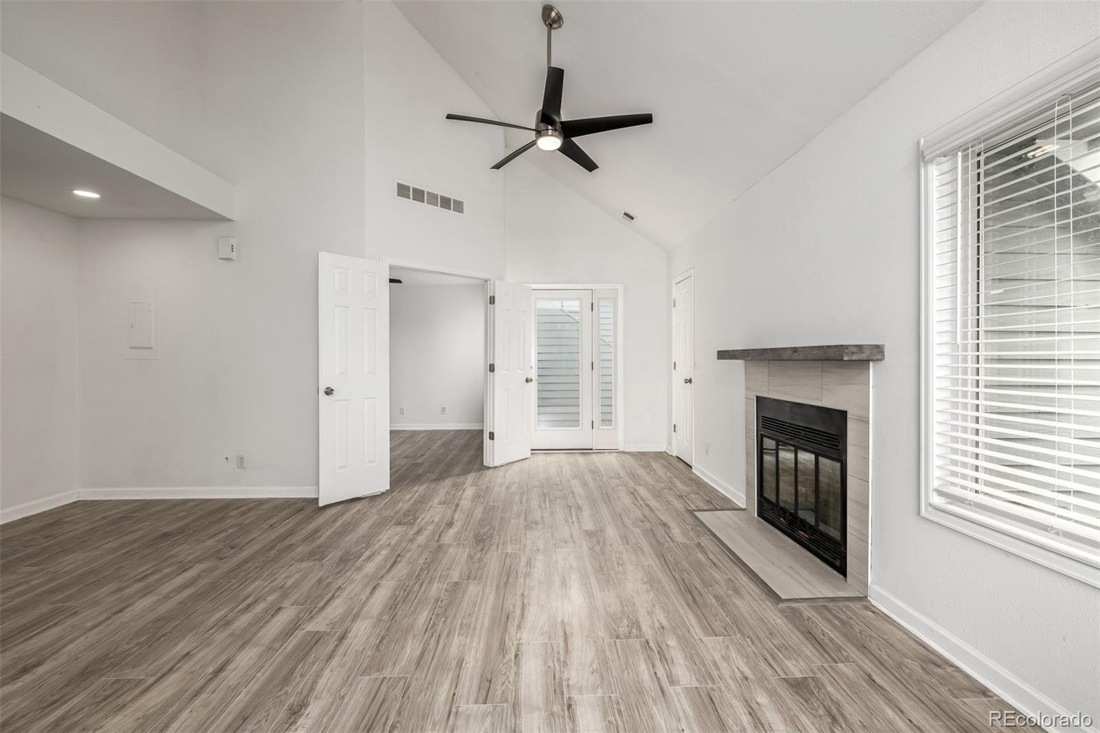 8500 E Jefferson Avenue 17C