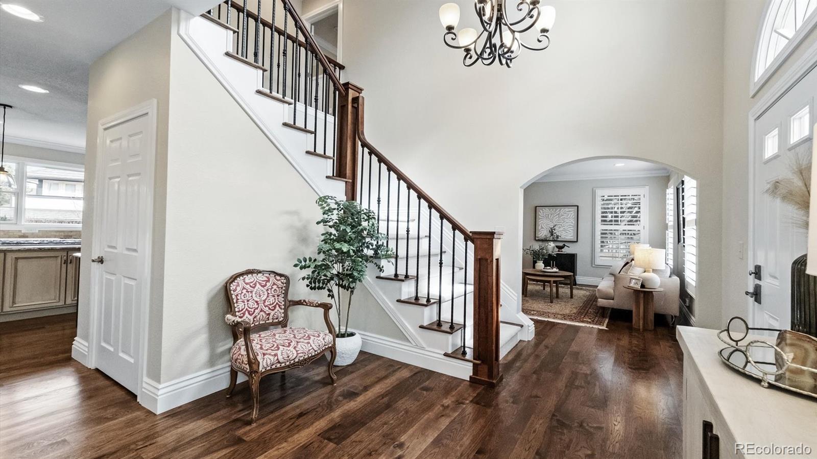 5452 S Geneva Street