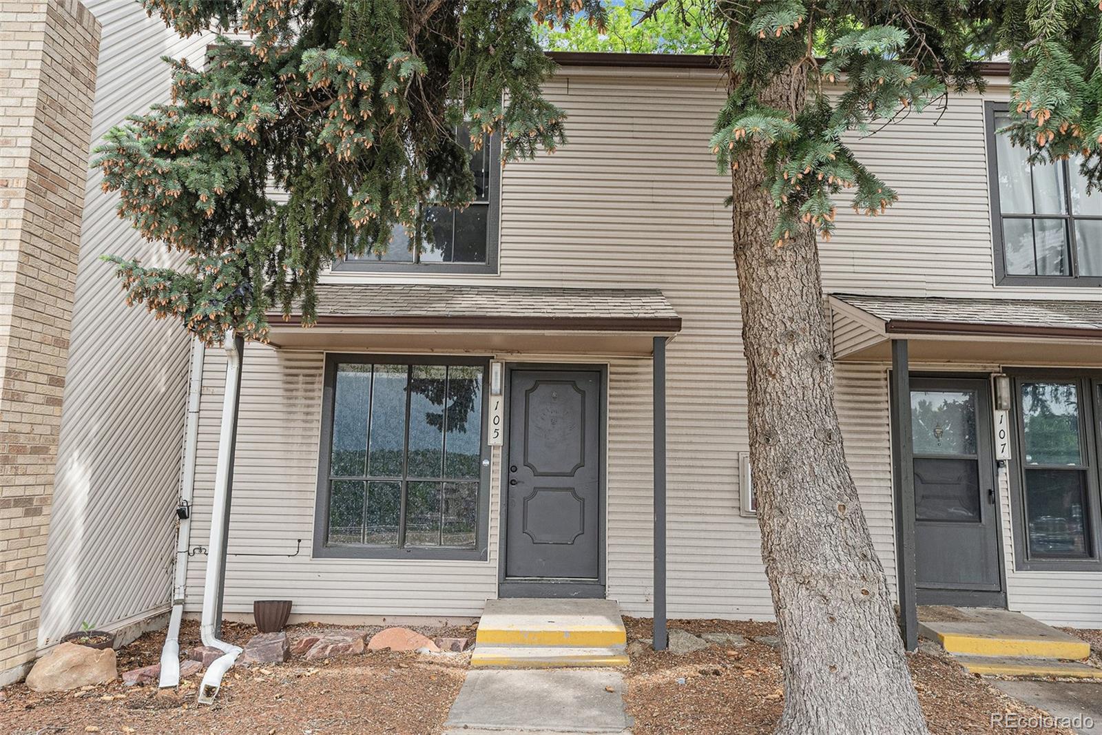 3550 S Harlan Street 105