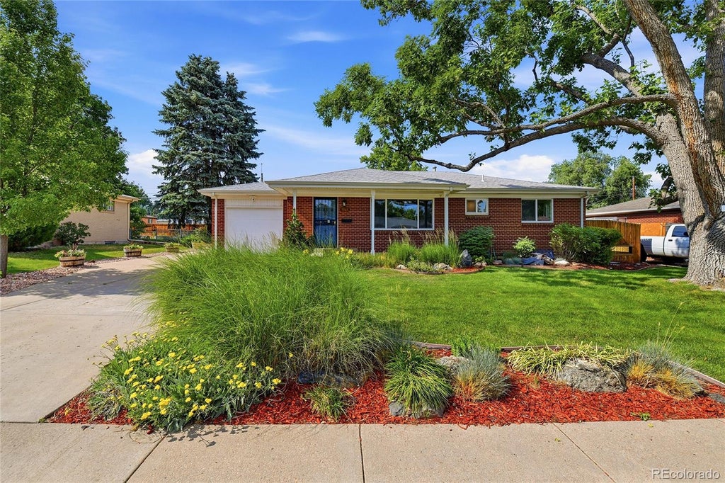 Photo of 3323 W Monmouth Avenue, Englewood, CO 80110 (MLS # 6127495)