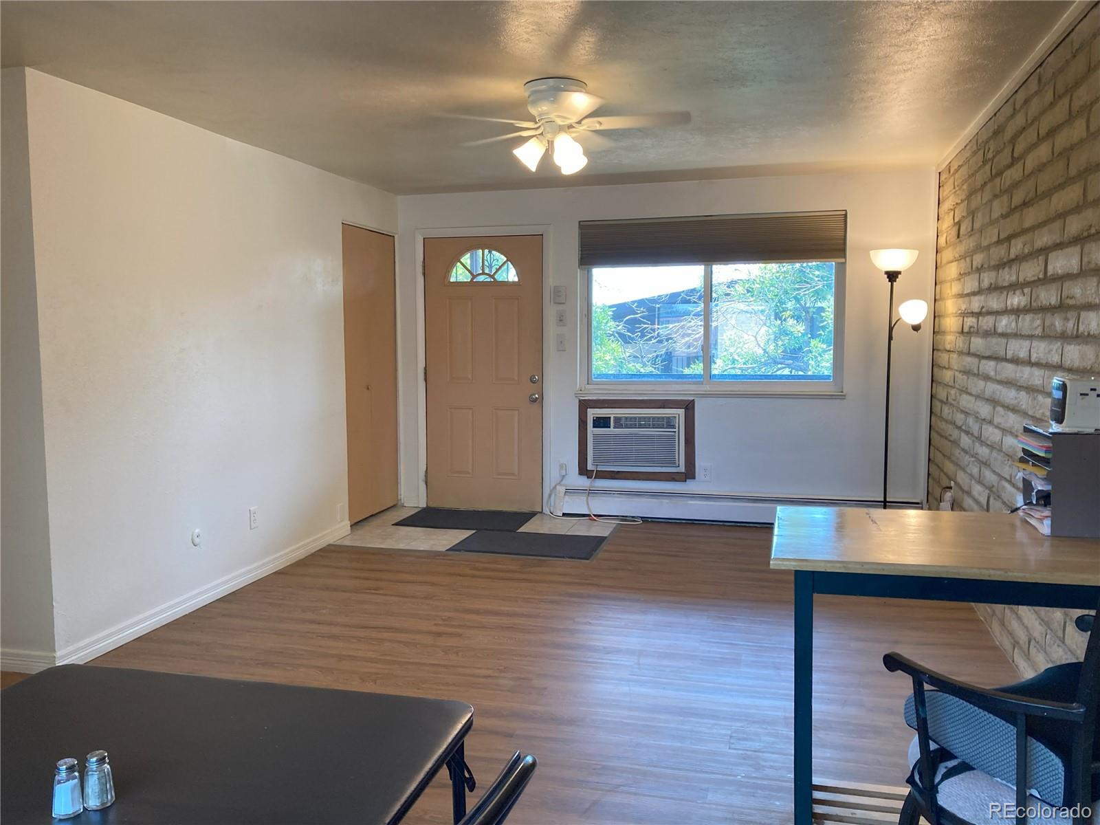 875 S Quebec Street 15