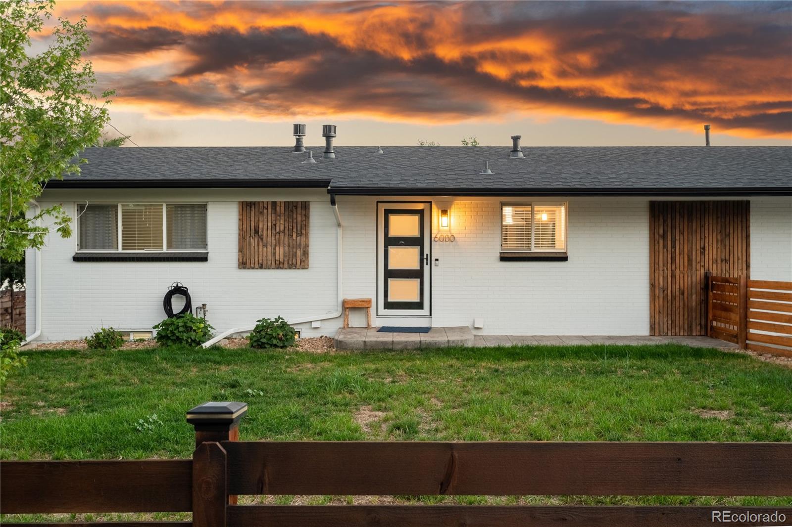 6000 W 8th Avenue