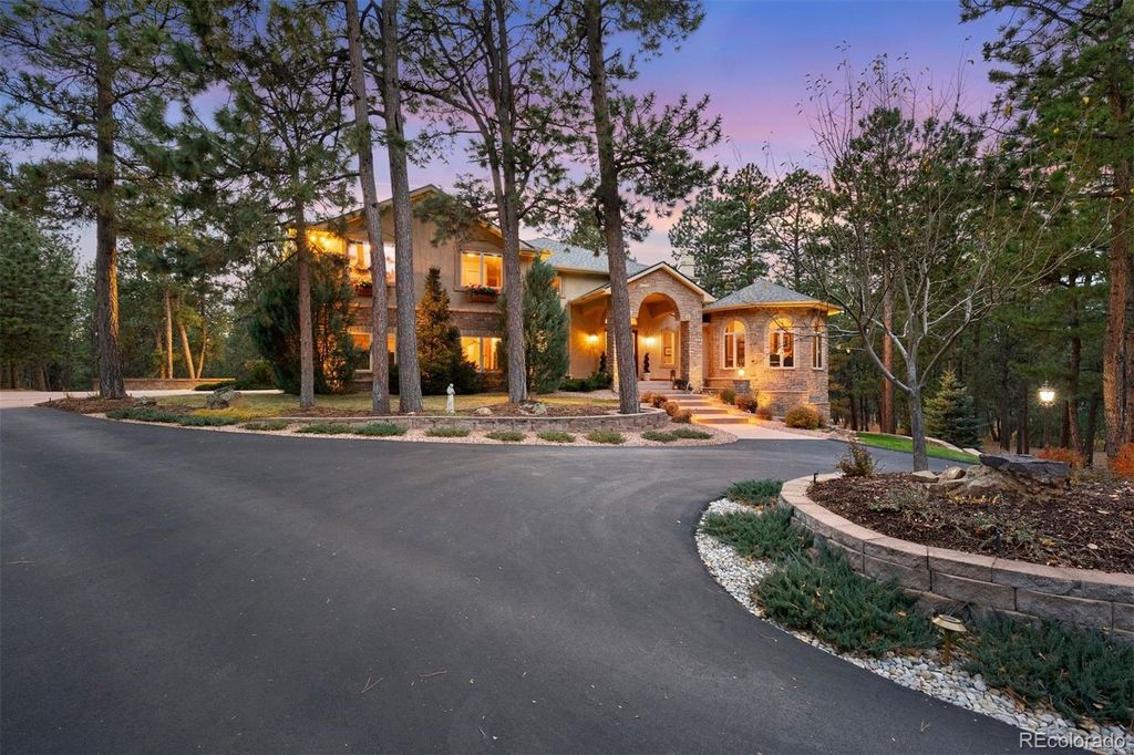 Photo of 17507 Colonial Park Drive, Monument, CO 80132 (MLS # 4101162)