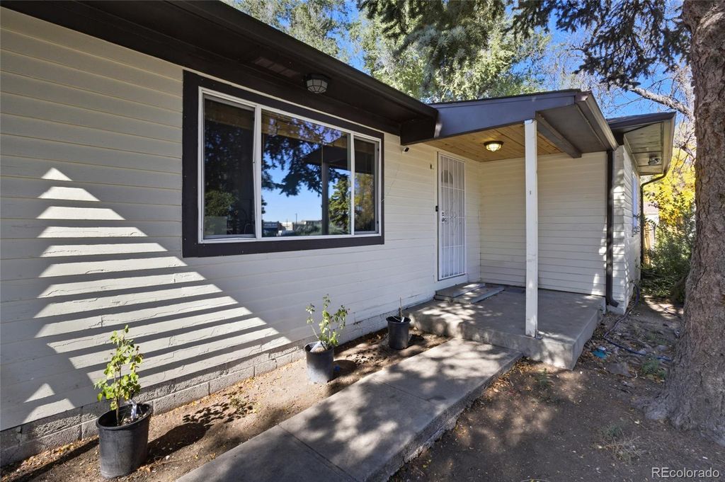 Photo of 25 S Wadsworth Boulevard, Lakewood, CO 80226 (MLS # 9572094)