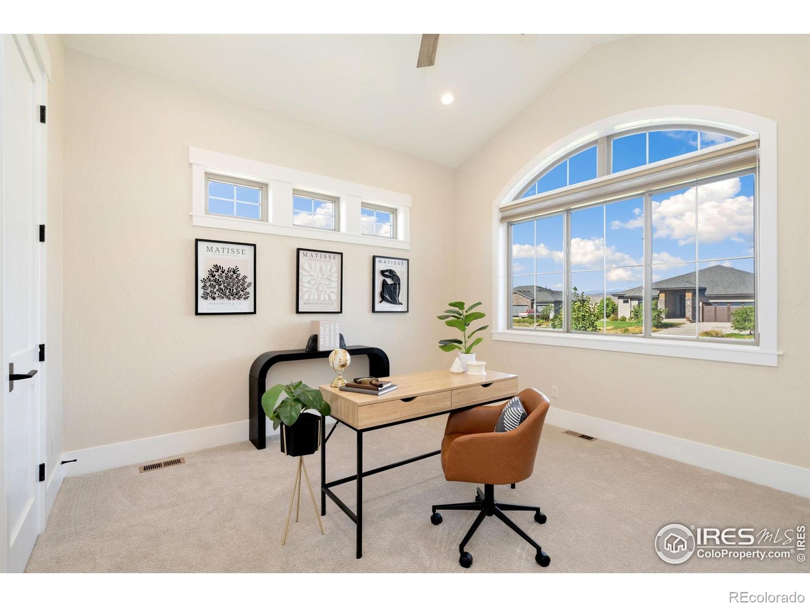 524 Nesting Eagles Way