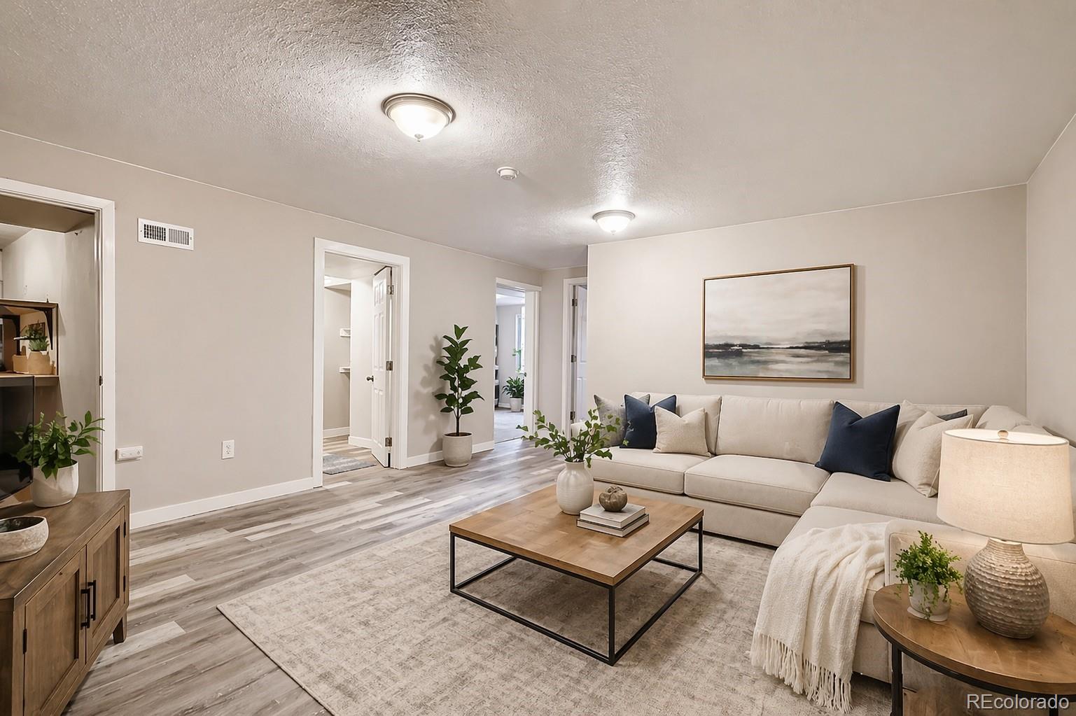 331 N Columbine Street