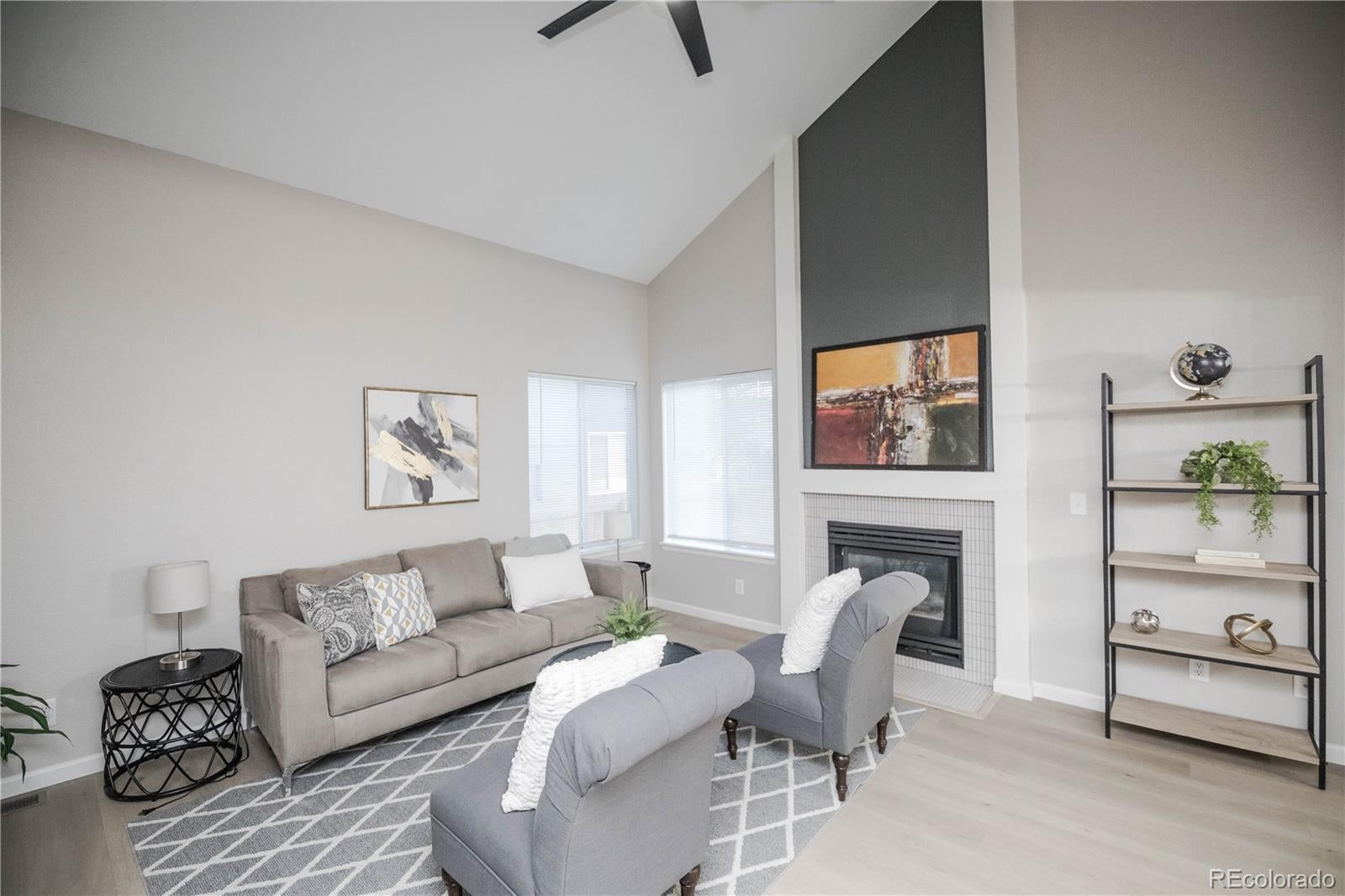 5446 W 115th Place