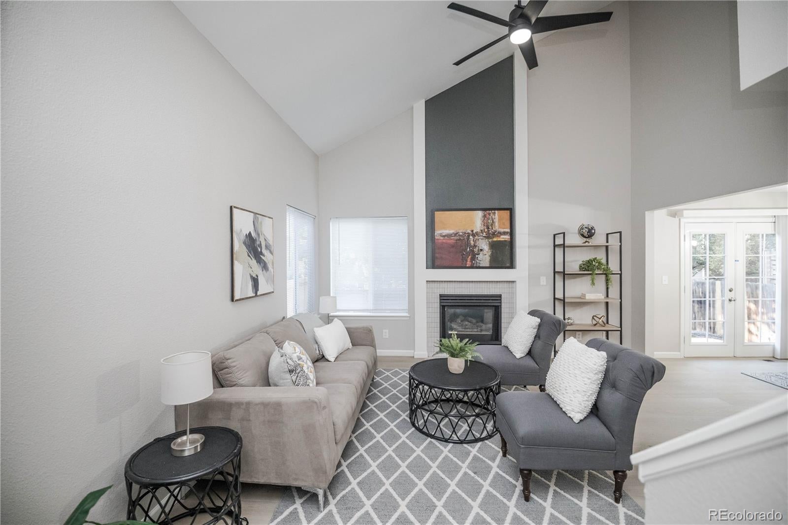 5446 W 115th Place