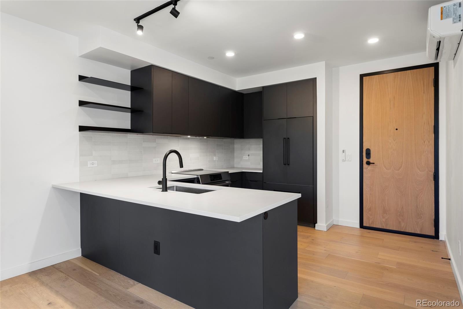 1601 Park Avenue 302