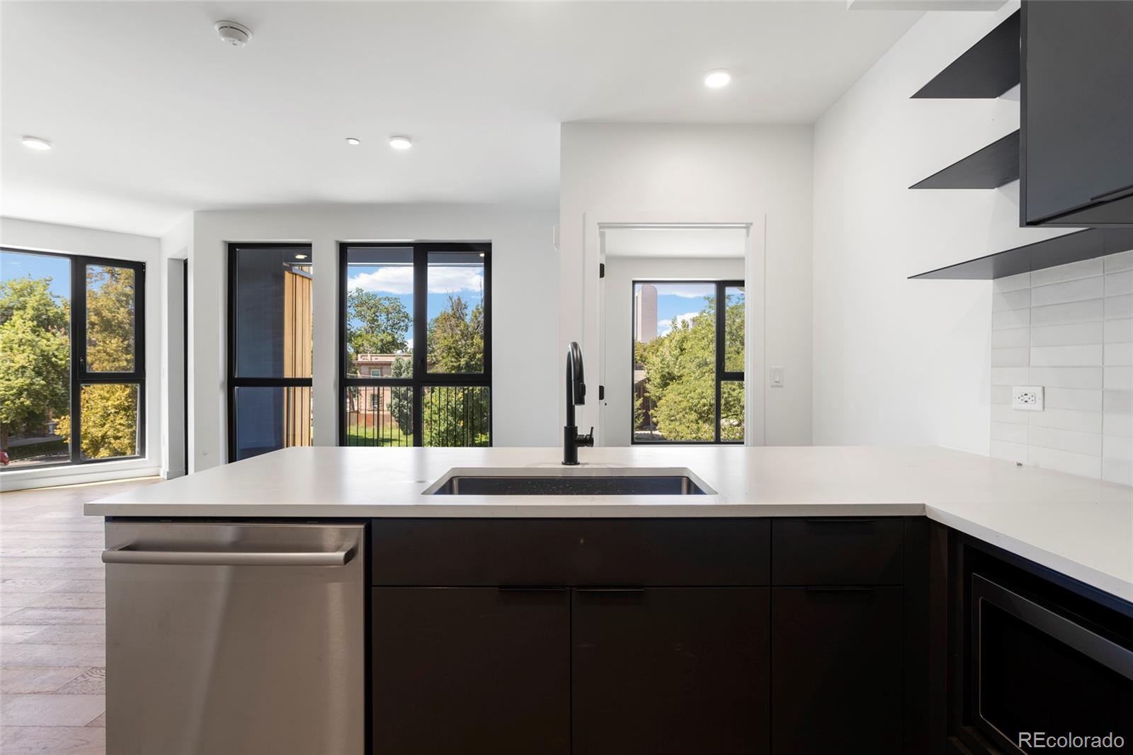 1601 Park Avenue 302