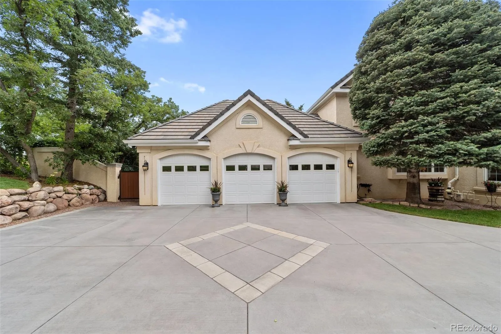 Colorado Springs, Colorado 80906, United States, 5 Bedrooms Bedrooms, ,5 BathroomsBathrooms,Residential,Active,167435