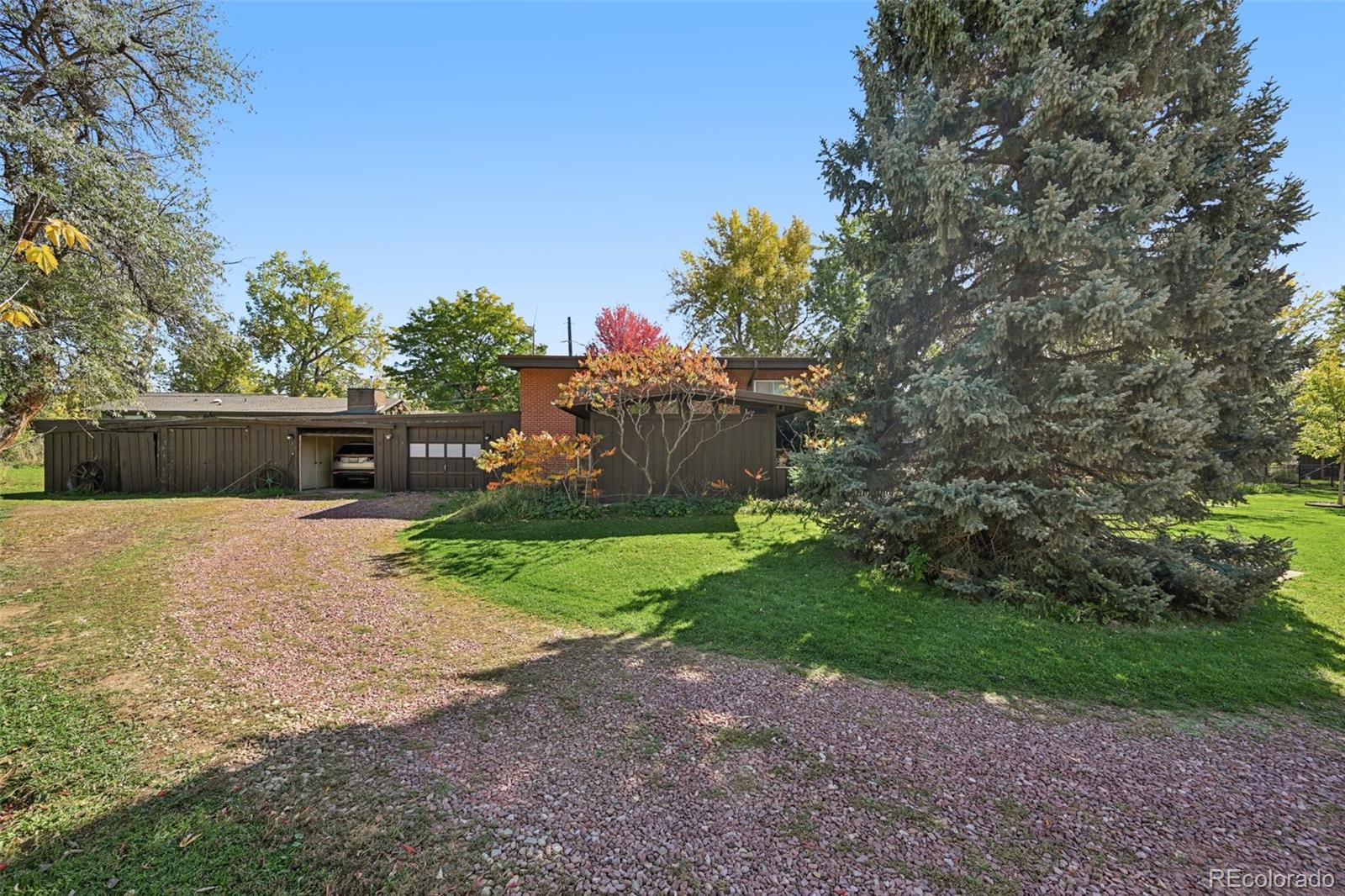 6310 Simmons Drive