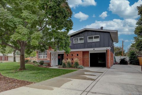 Photo of 7881 S Kit Carson Drive, Centennial, CO 80122 (MLS # 8228529)