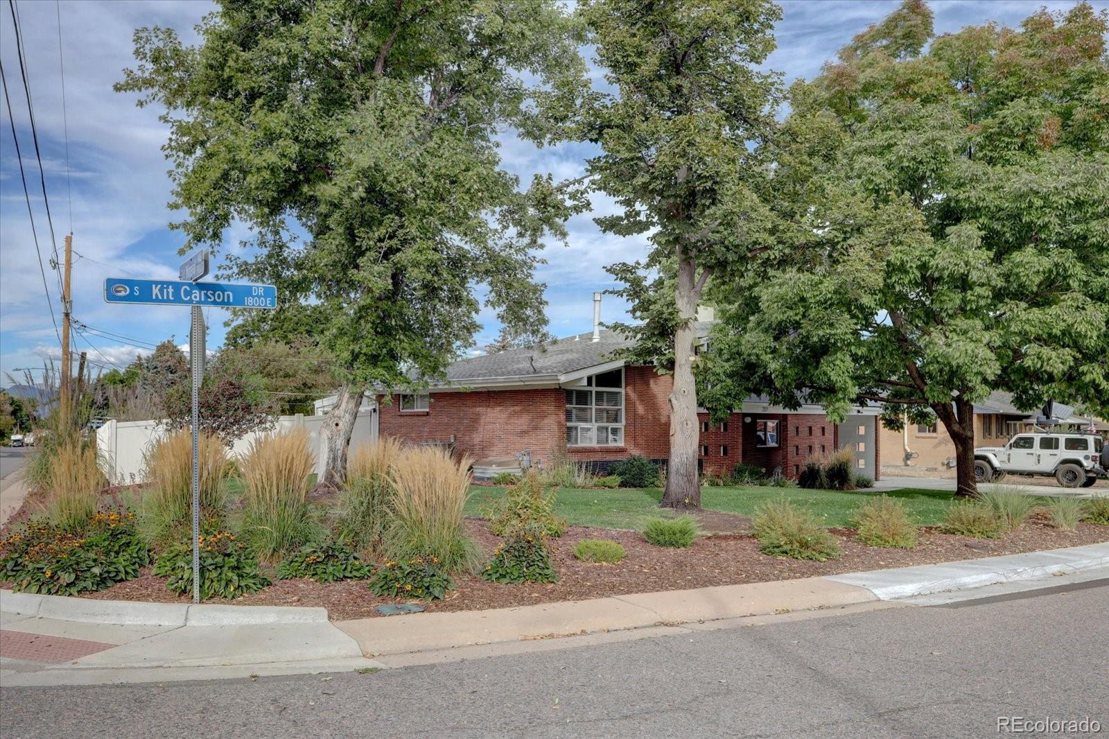 7881 S Kit Carson Drive