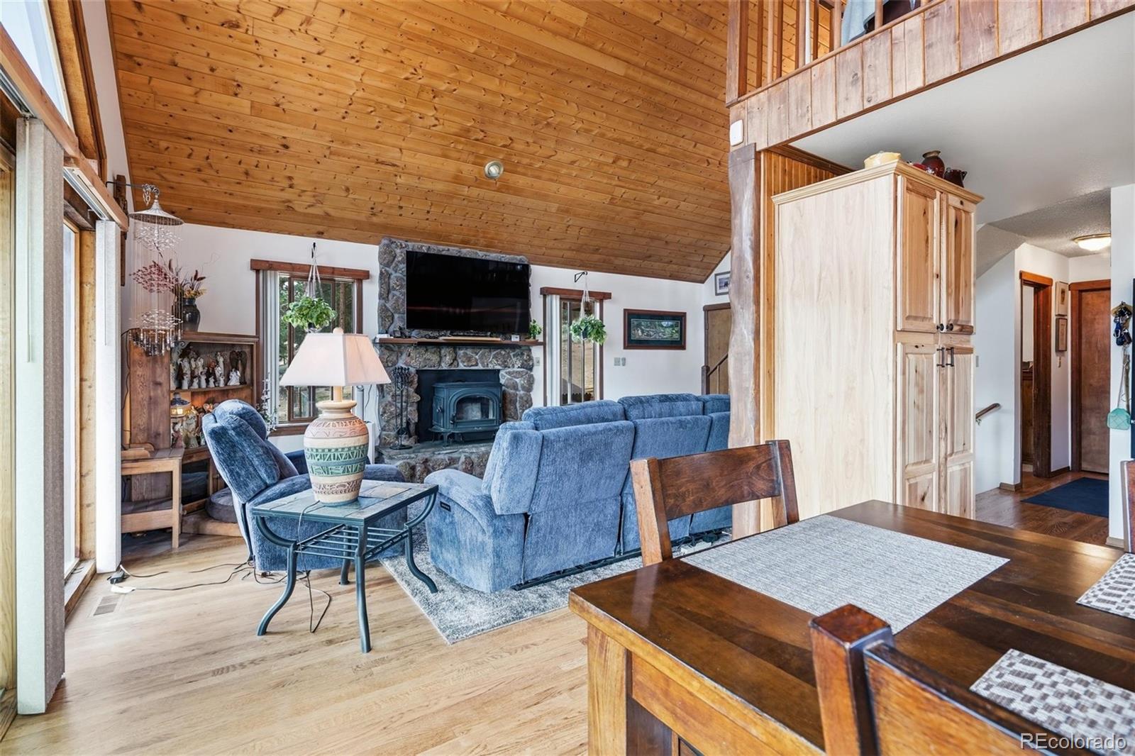 497 Woodside Drive