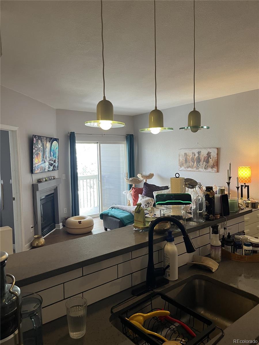 2428 W 82nd Place 3F