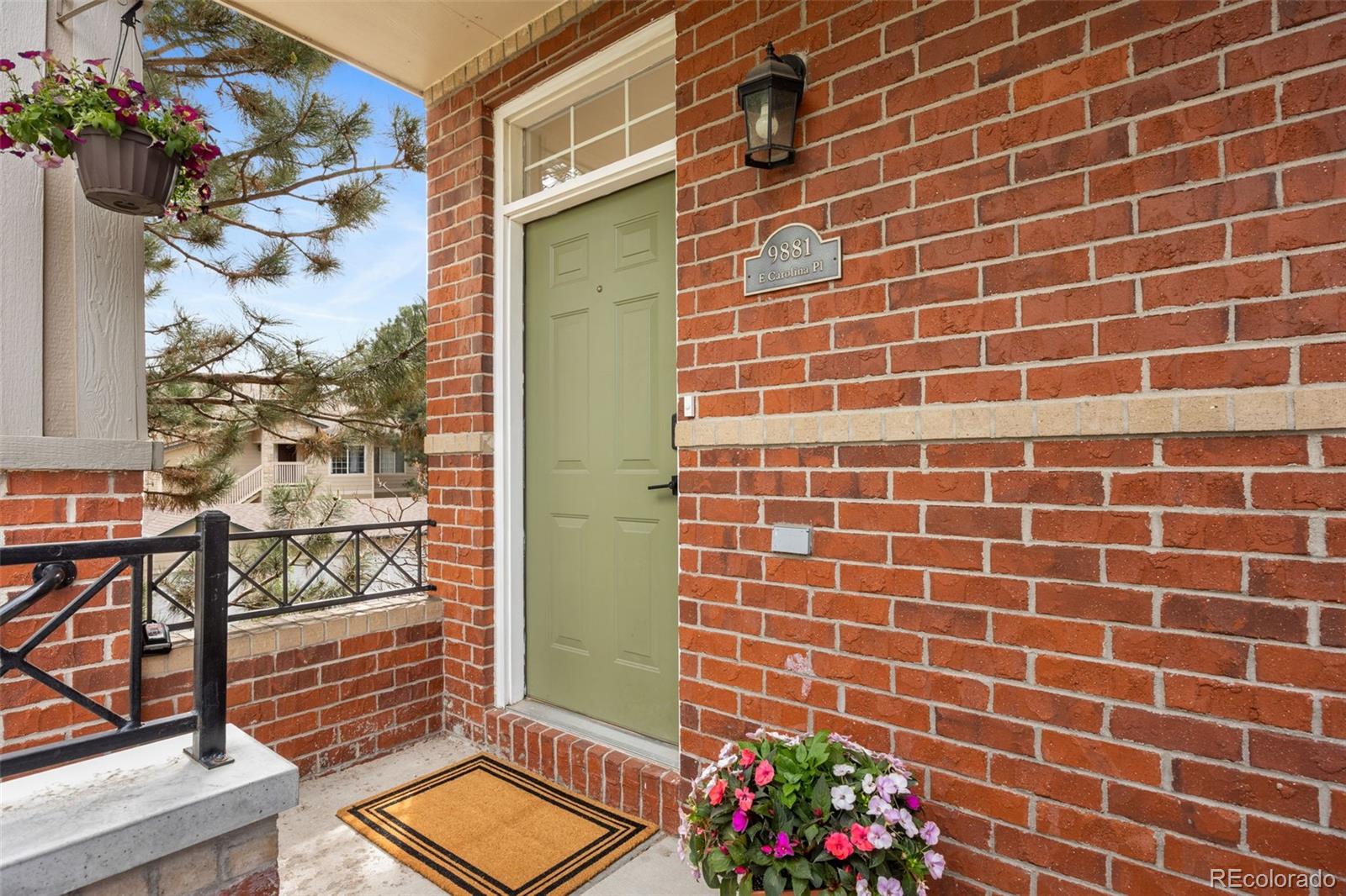 9881 E Carolina Place
