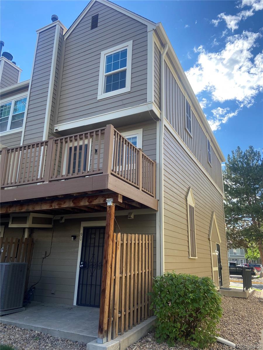 1811 S Quebec Way 90