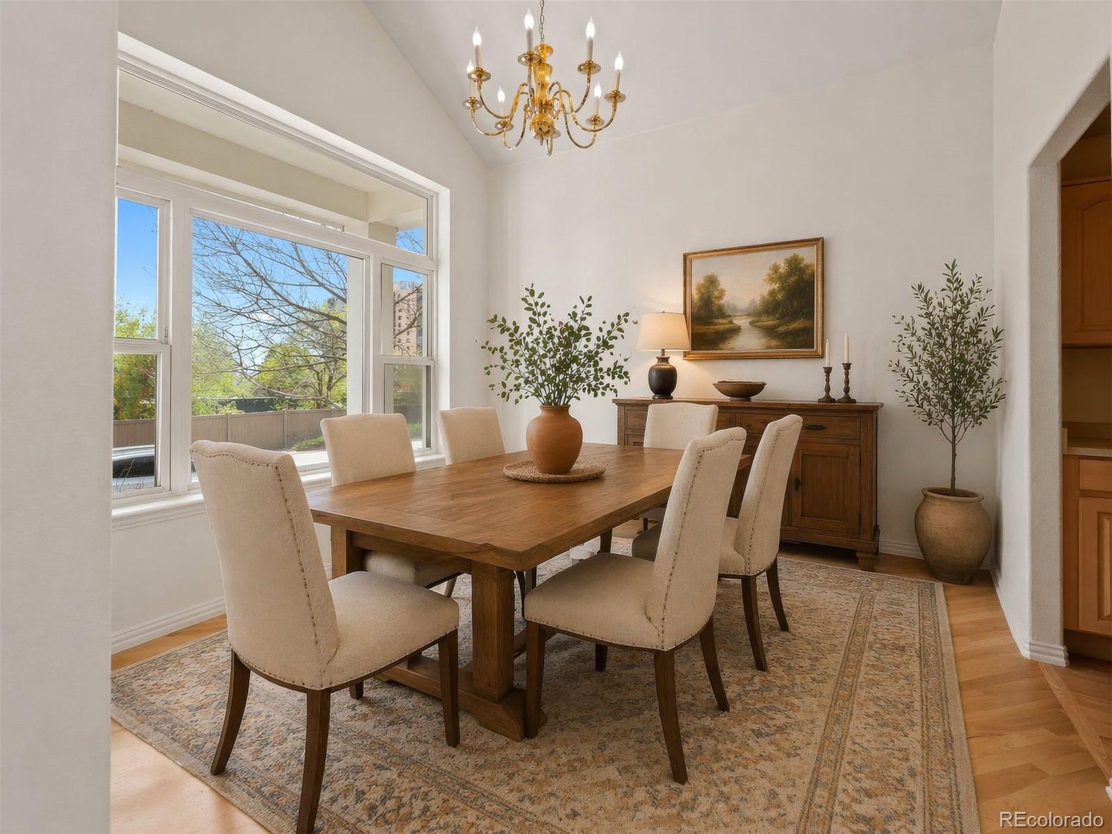 1011 S Valentia Street 97