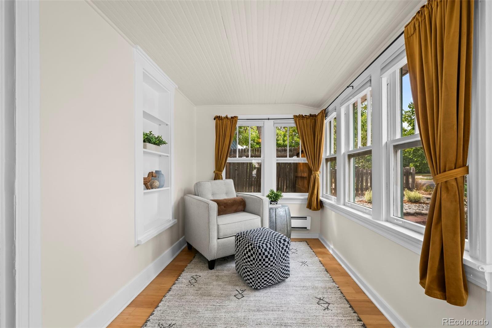 108 E Chester Street