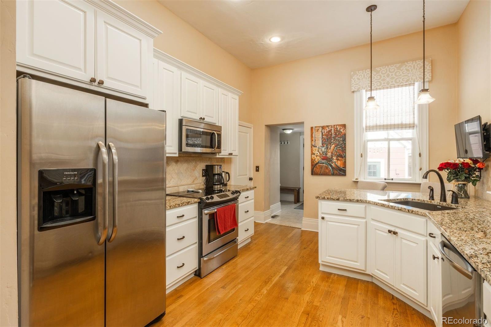 2529 California Street