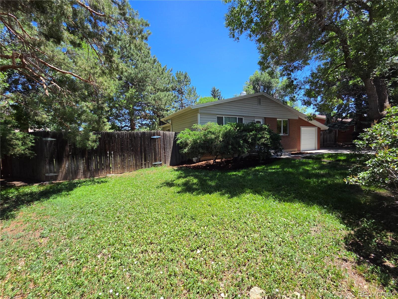 900 S Pratt Parkway